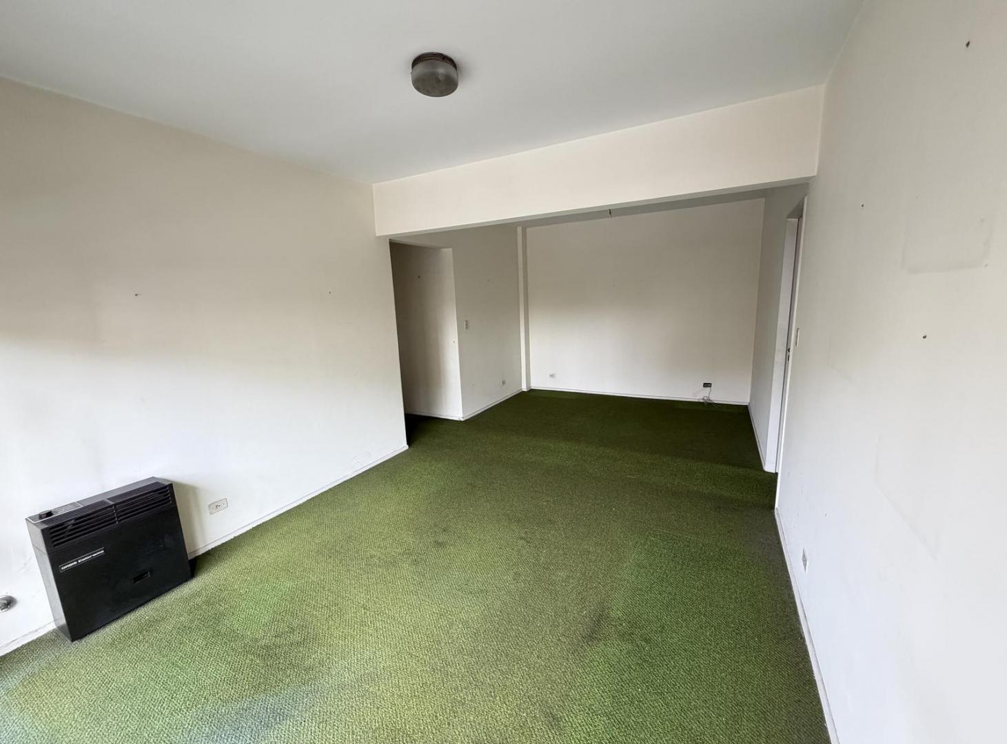 Departamento en complejo en Martinez