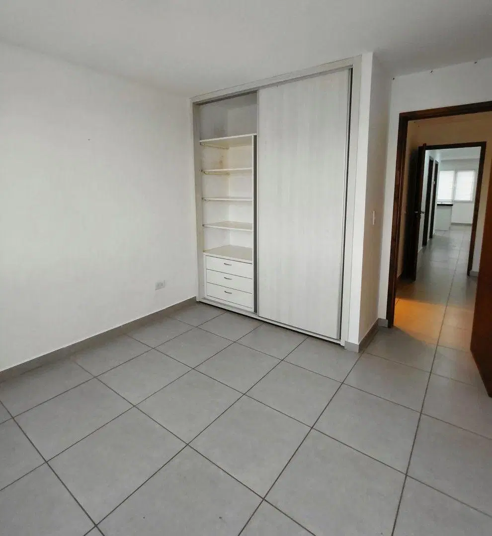 Piso 4 ambientes en Alquiler en Villa Lourdes con Vista Panoramica 1