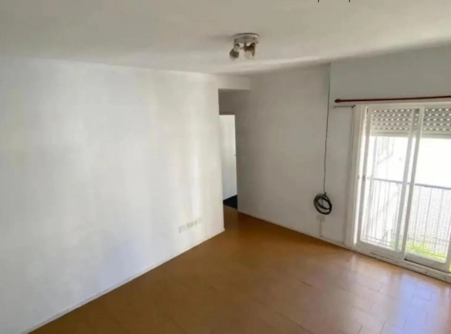Departamento 2 ambientes en venta - Ramos Mejía (Centro) 2