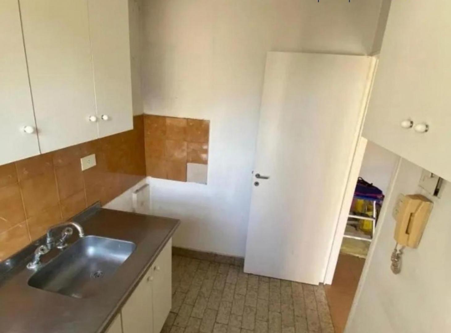 Foto de Departamento 2 ambientes en venta - Ramos Mejía (Centro), imagen 3
