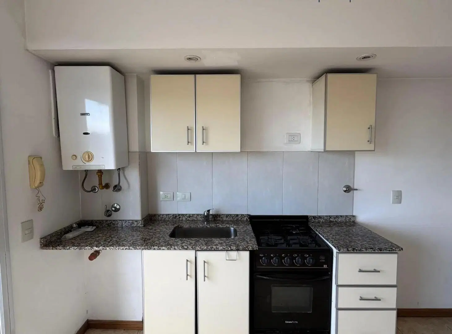 Departamento 2 ambientes con cochera en venta - Villa Ballester 5