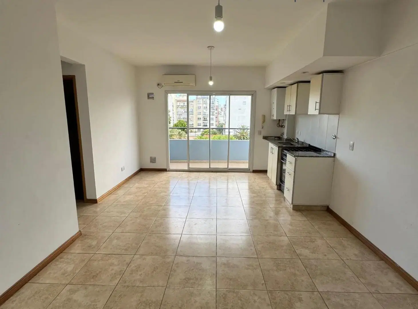 Departamento 2 ambientes con cochera en venta - Villa Ballester 2