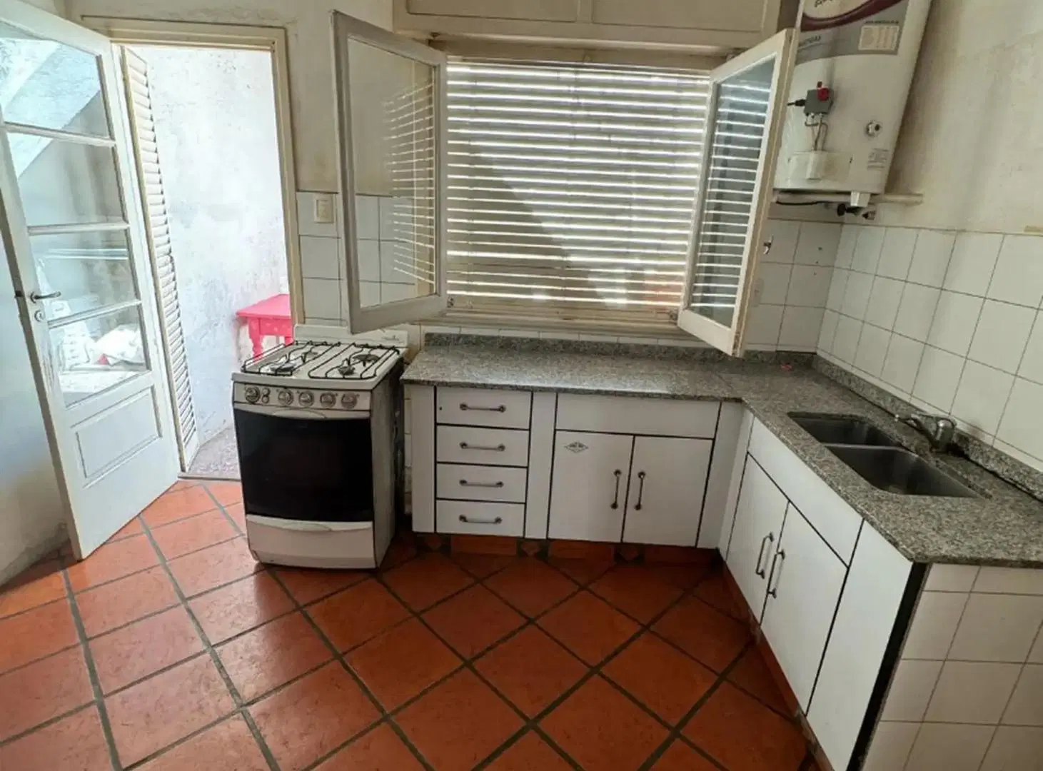 Ph 3 ambientes a la venta - Caseros 1