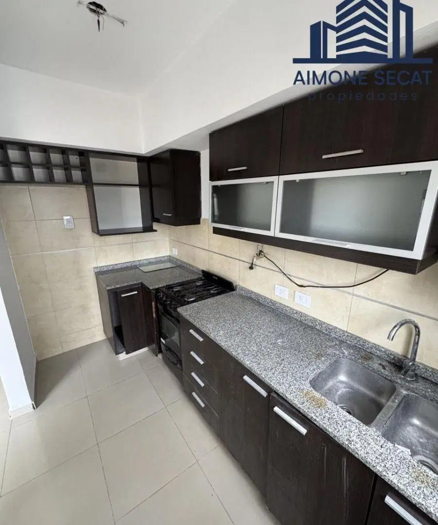 Departamento semipiso de 2 ambientes en alquiler - San Martin Centro 2