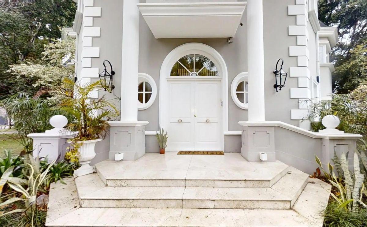 Foto de Casa de lujo con piscina climatizada y gran jardín - La Rotonda, San, imagen 2