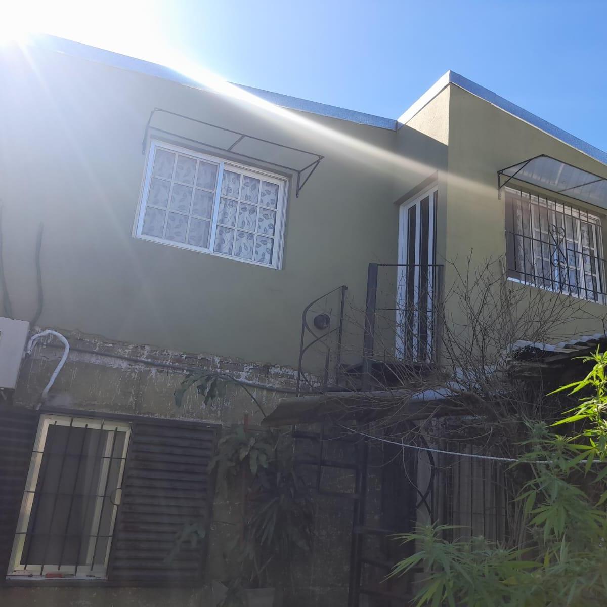 Casa en Venta - Barrio La Porteña 3
