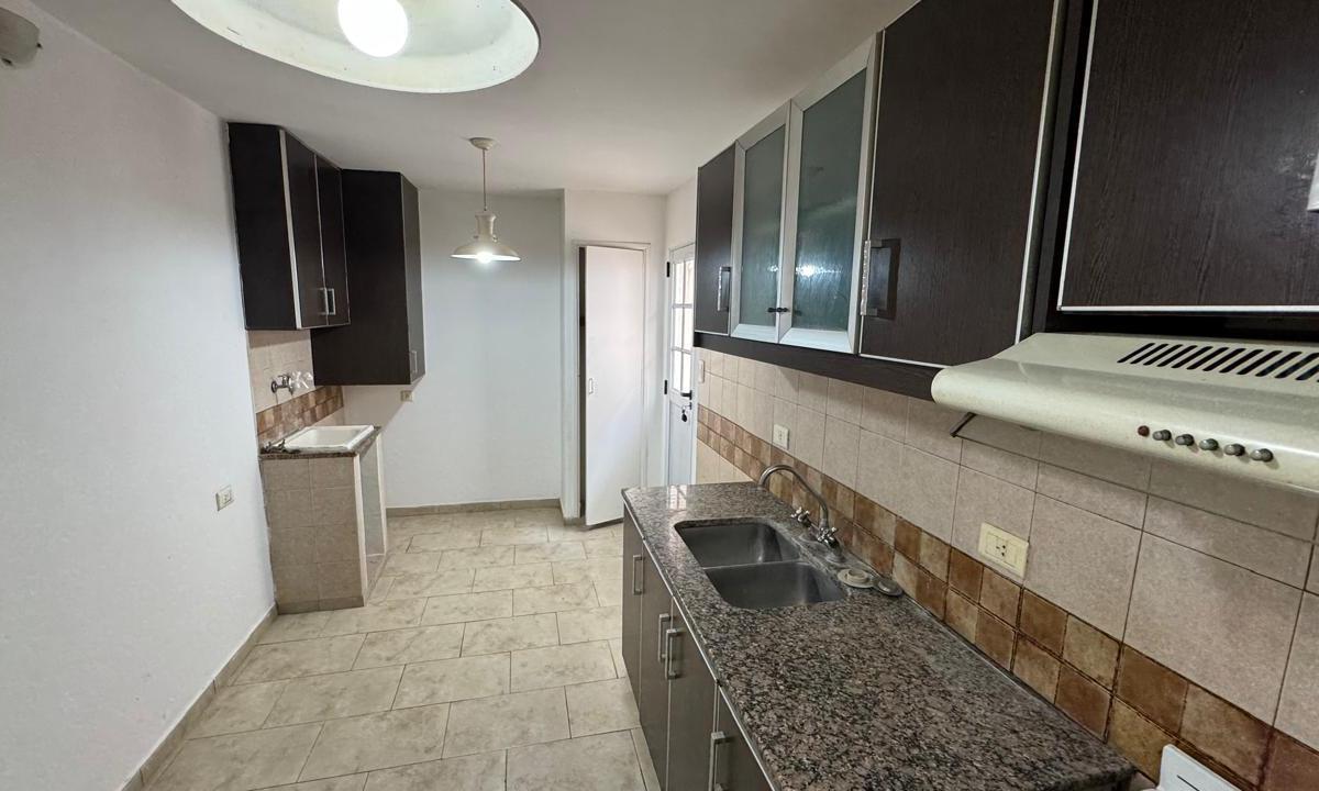 Departamento en Venta - Berazategui 4
