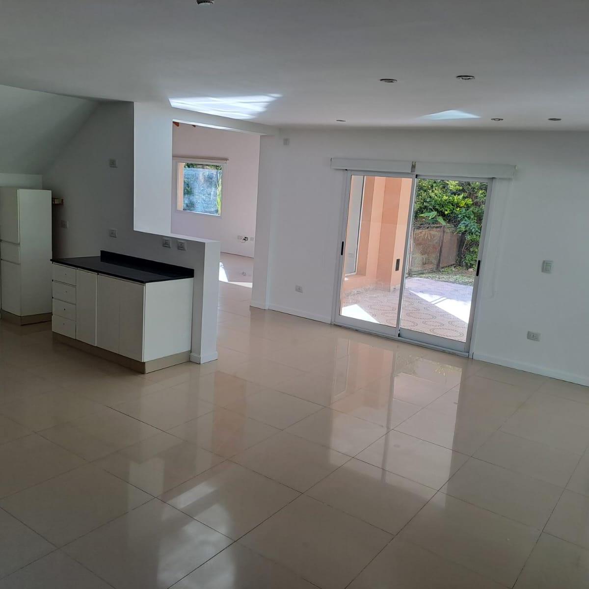 Casa en Venta - Barrio Cerrado Las Acacias de Hudson 1