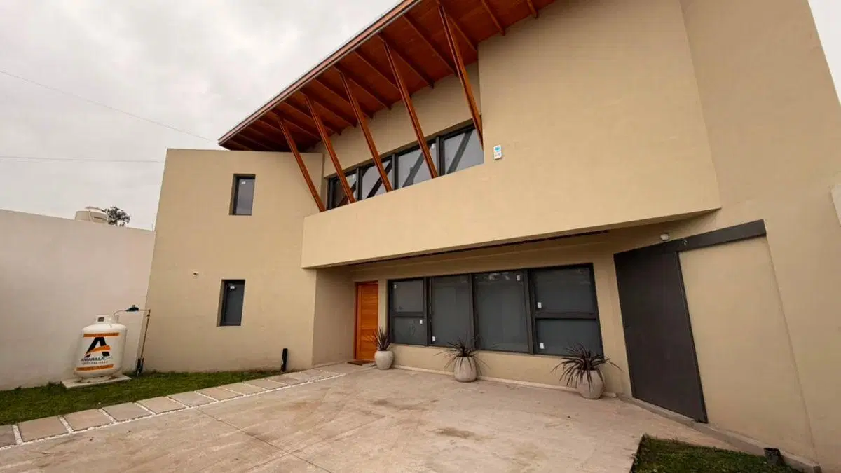 CASA EN ALQUILER - EL PATO , BERAZATEGUI 4