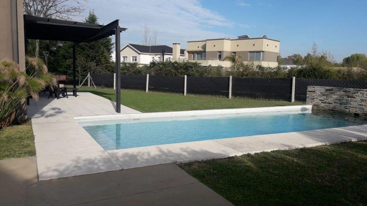 Foto de Casa en alquiler - Fincas de iraola 2, imagen 3