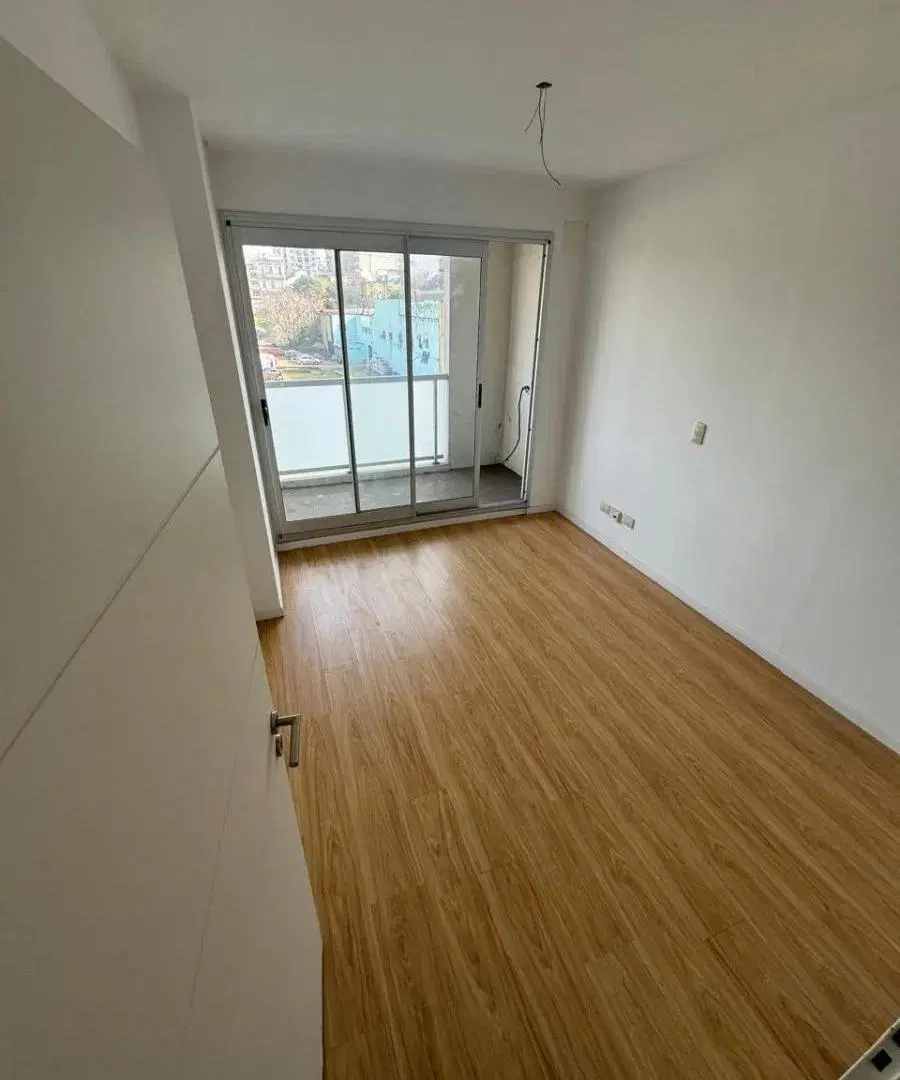 Departaento con Balcon al frente en Barrancas de Madero C/ Amenities 4