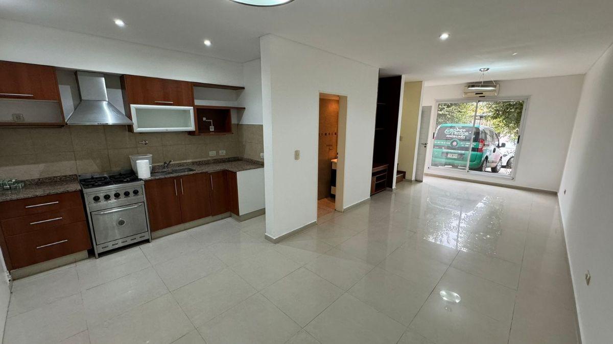 Foto de Dúplex con 2 dormitorios en alquiler - Altos de Hudson II, imagen 2