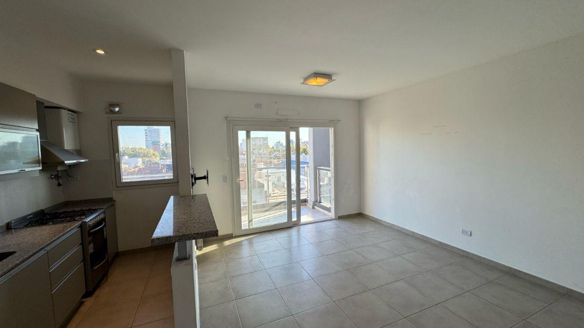 Foto de Departamento en alquiler - Quilmes, imagen 2