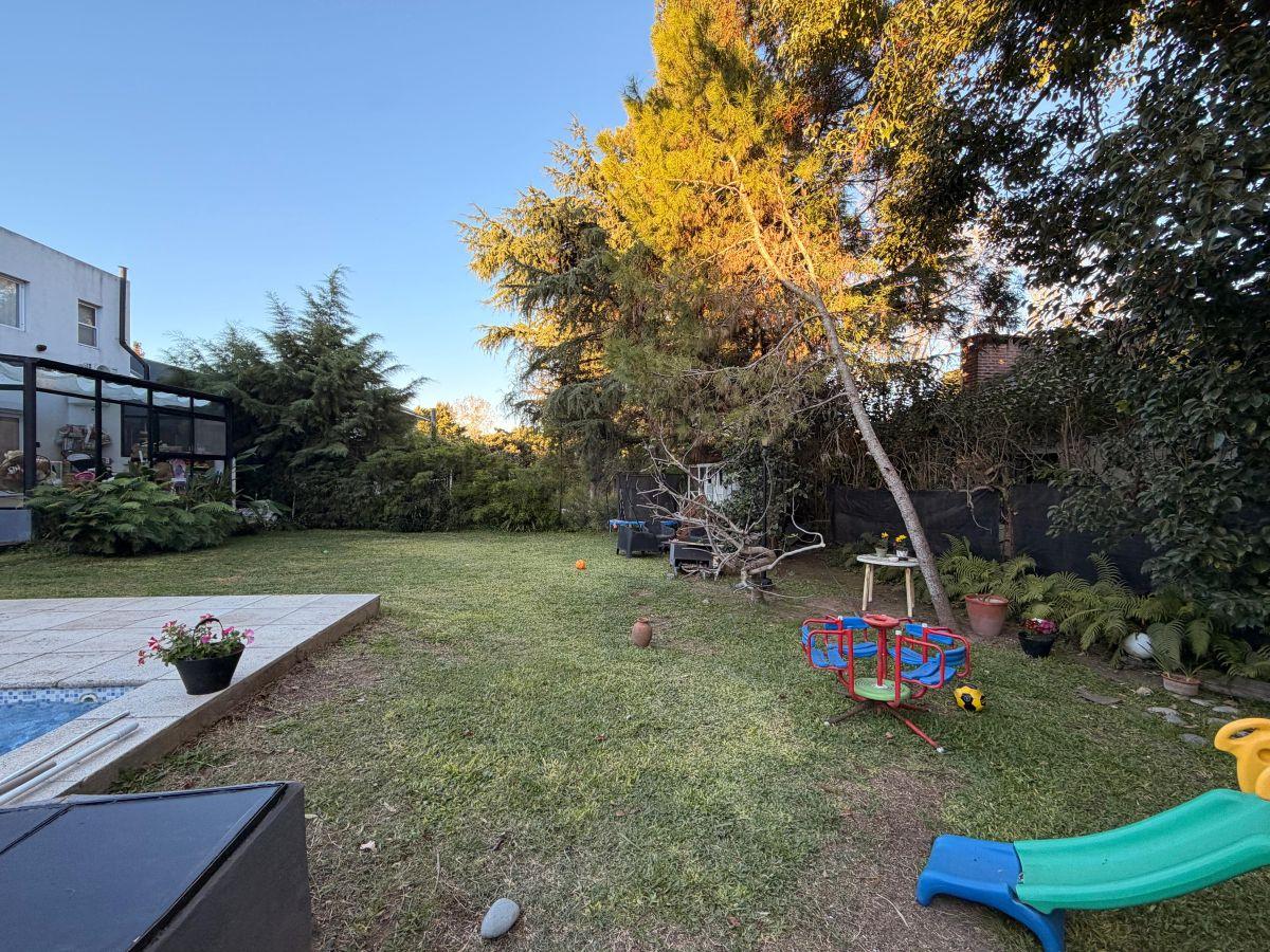 Foto de Casa de 6 ambientes para dos familias en venta en El Carmencito, imagen 3