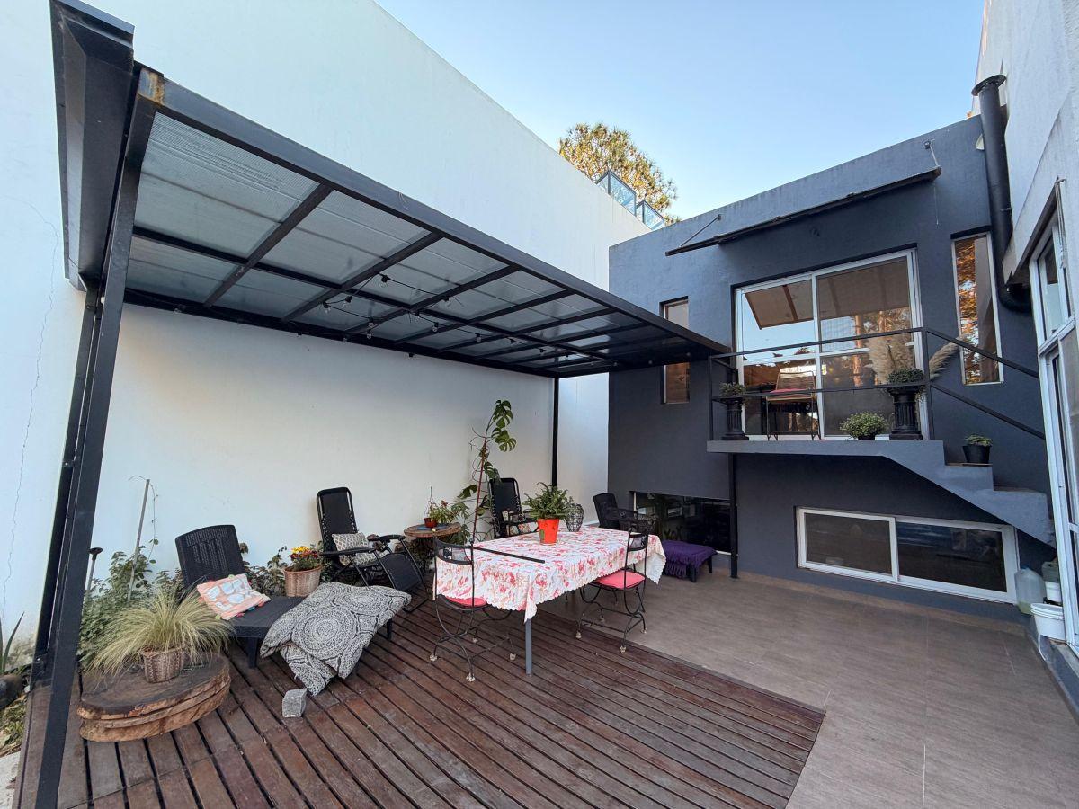 Foto de Casa de 6 ambientes para dos familias en venta en El Carmencito, imagen 4