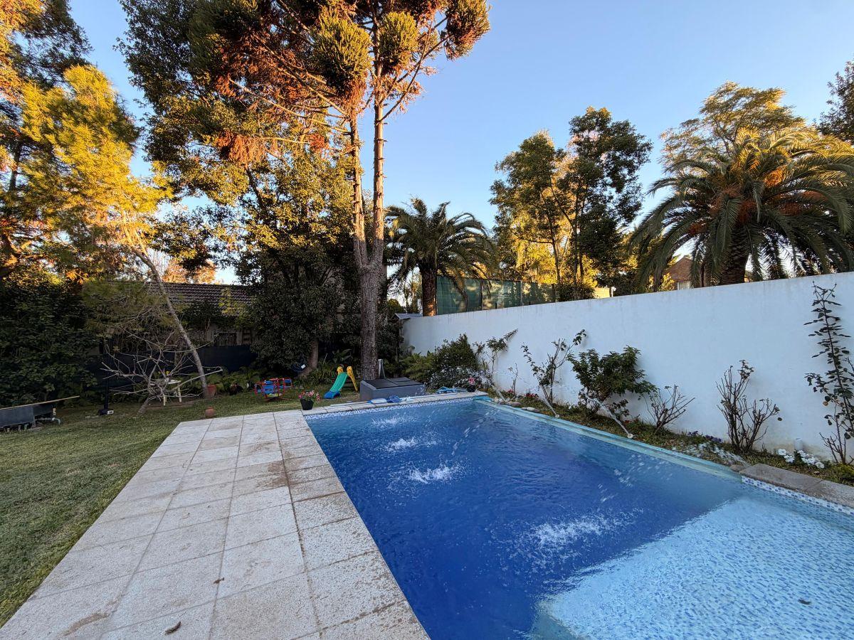 Foto de Casa de 6 ambientes para dos familias en venta en El Carmencito, imagen 1
