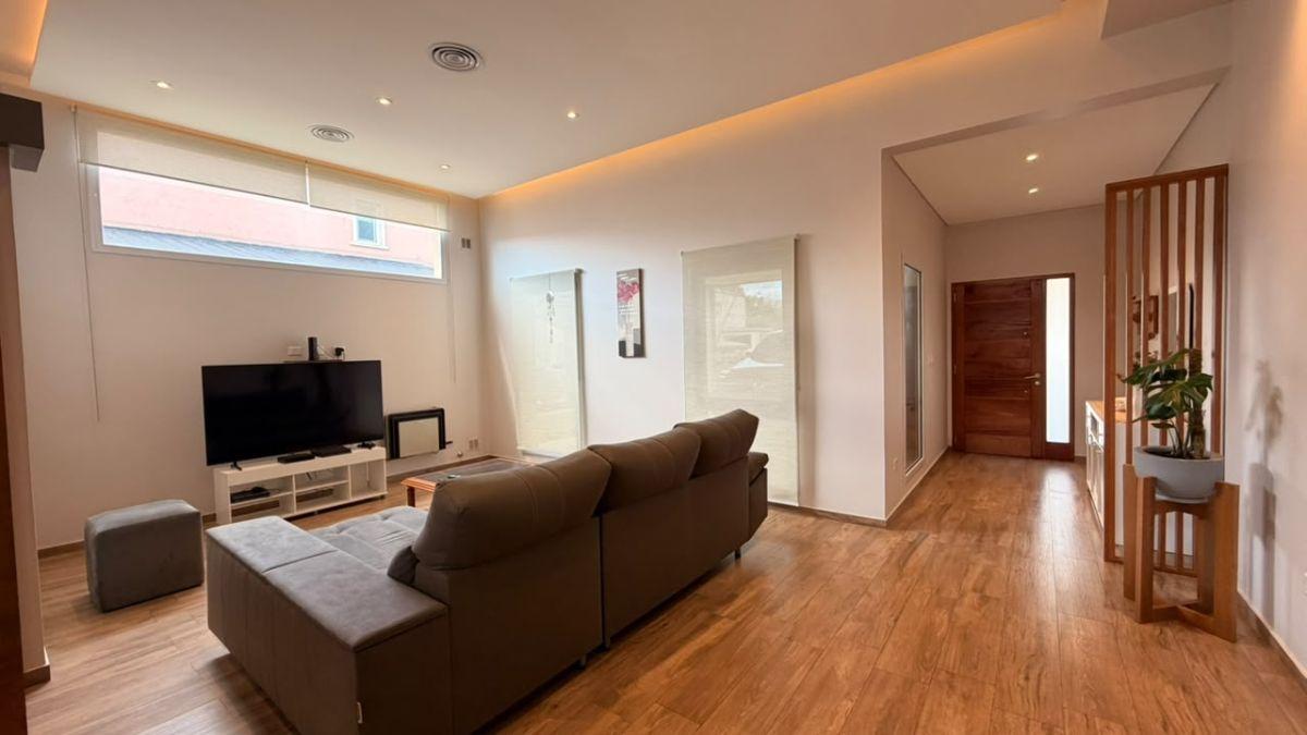 Foto de Casa en venta en Altos de Hudson II de 3 habitaciones, imagen 2