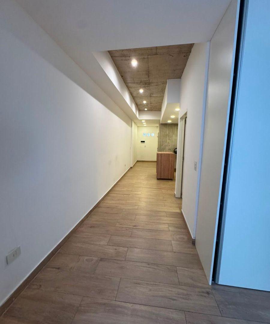 Foto de Excelente oportunidad de venta en Belgrano – Departamento con patio, imagen 2