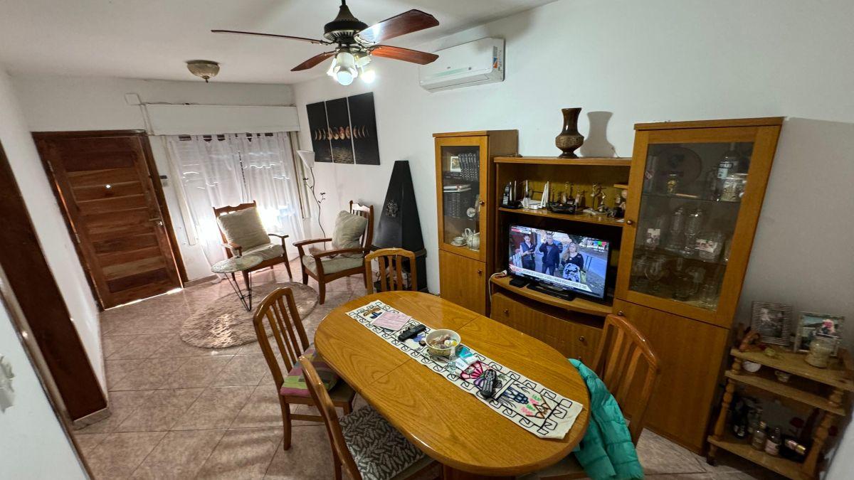 Foto de CASA EN VENTA EN BERAZATEGUI | 3 AMBIENTES | QUINCHO | COCHERA, imagen 4