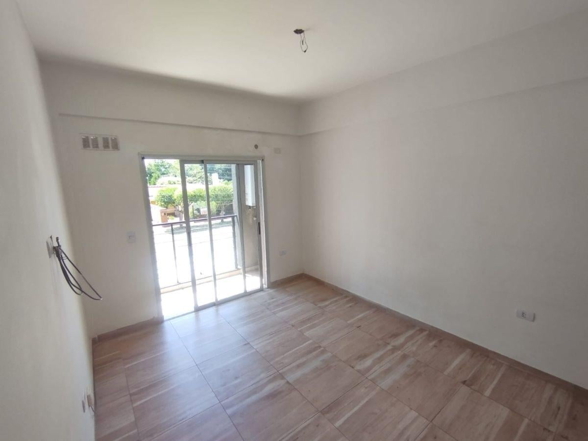 Foto de ¡OPORTUNIDAD DE ALQUILER! DEPARTAMENTO CON COCHERA EN PUEBLO NUEVO, imagen 4