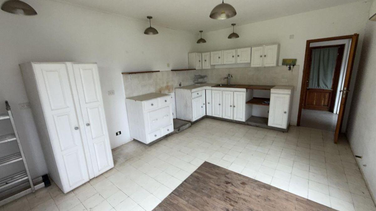 Foto de VENTA CASA EN PUEBLO NUEVO (JAUREGUI-LUJAN), imagen 2