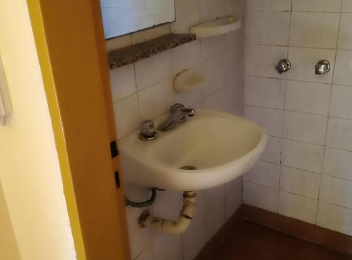 Departamento  monoambiente en  alquiler a 2 cuadras Estación El Palomar 3