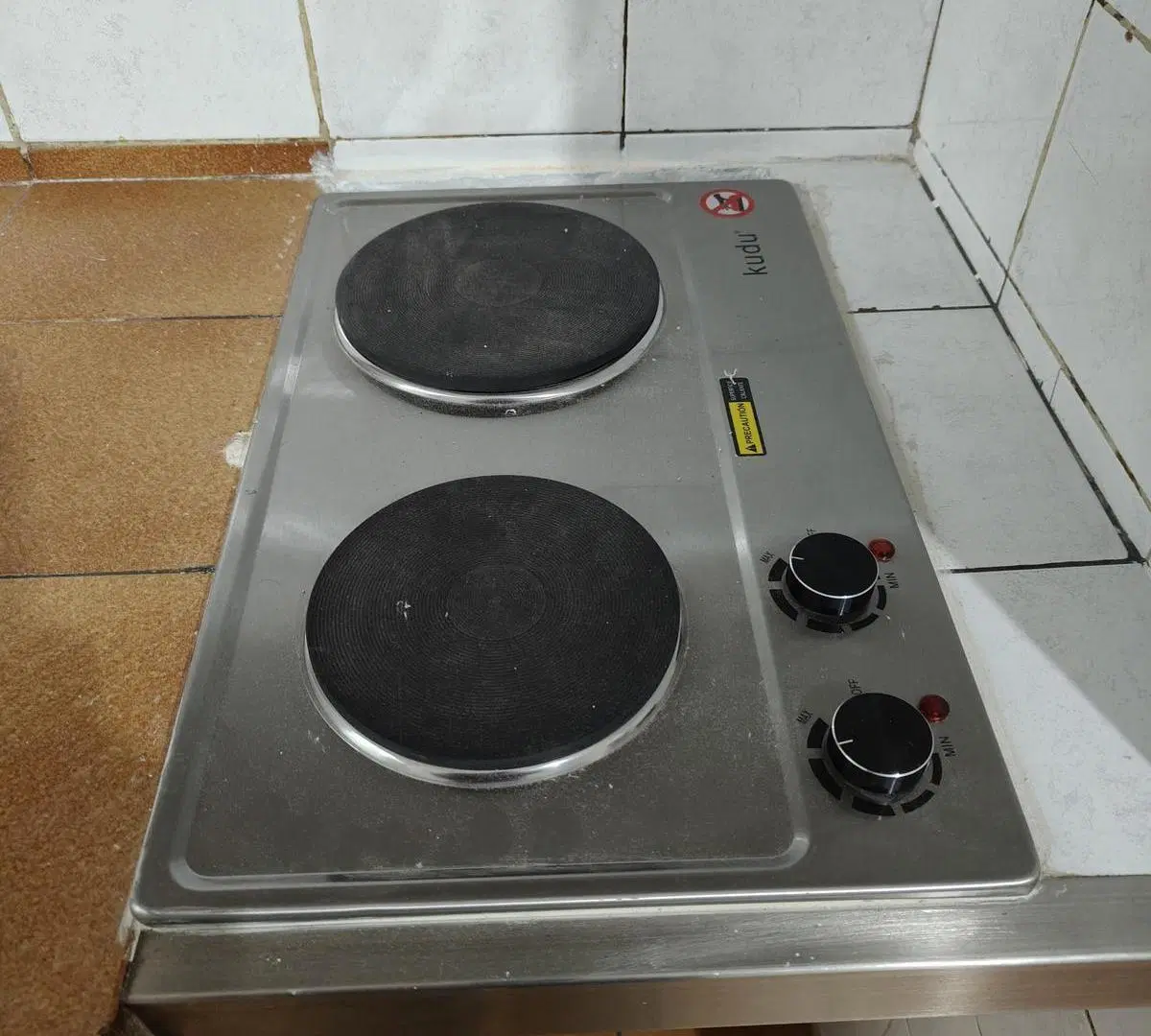 Departamento  monoambiente en  alquiler a 2 cuadras Estación El Palomar 4