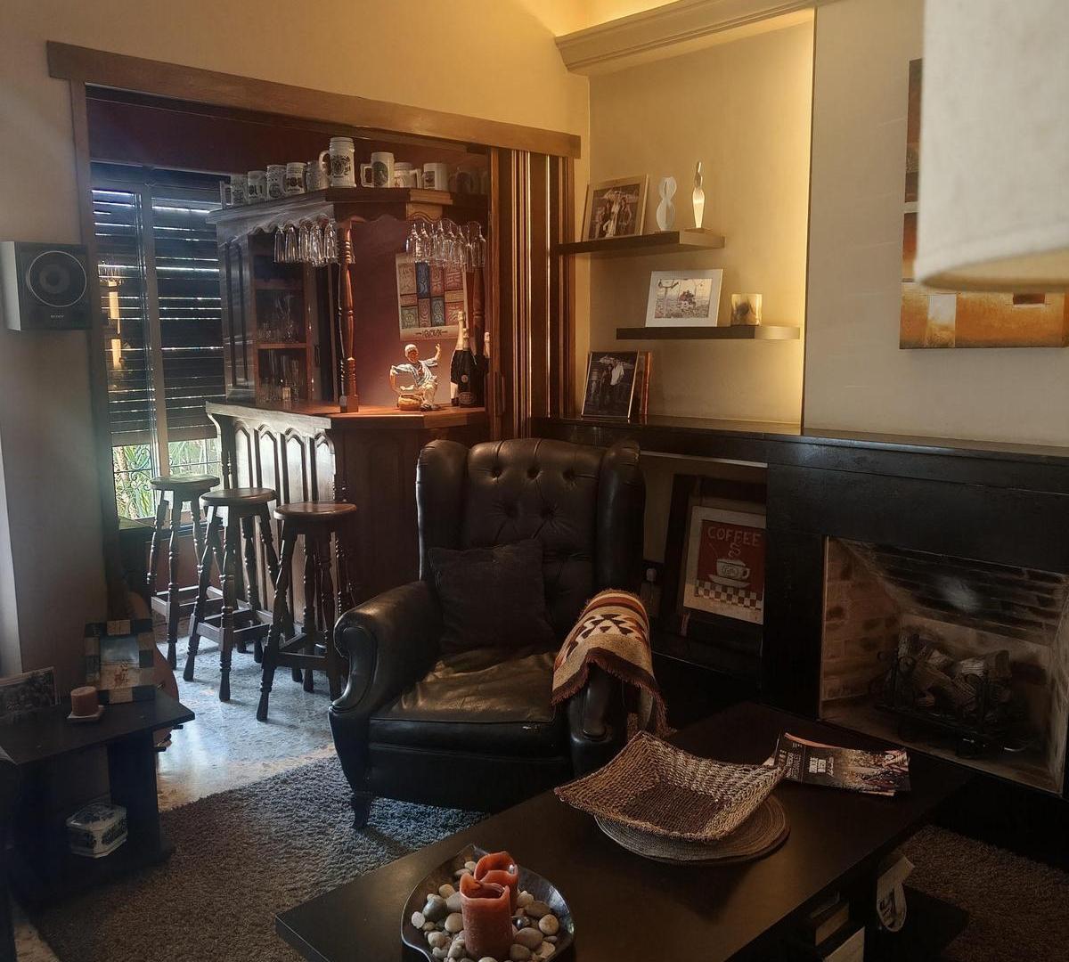 Foto de Casa 3 ab + Dto 2 amb Haedo Sur Impecable!, imagen 5