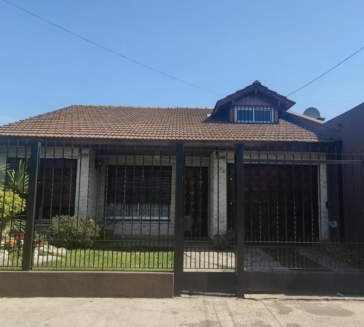 Foto de Casa 3 ab + Dto 2 amb Haedo Sur Impecable!, imagen 1