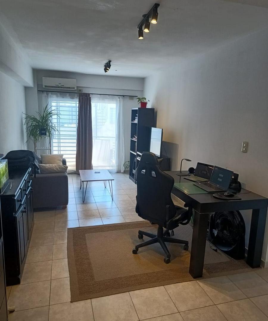 Foto de Departamento 2 ambientes con terraza y cochera, imagen 3