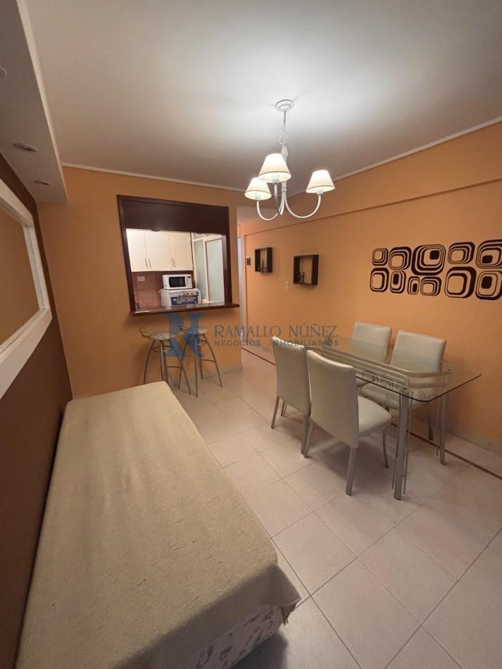 Foto de VENTA 2 Amb. Reciclado - Av. Colon 2300 6to piso, imagen 3