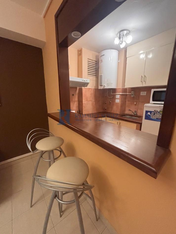 Foto de VENTA 2 Amb. Reciclado - Av. Colon 2300 6to piso, imagen 1
