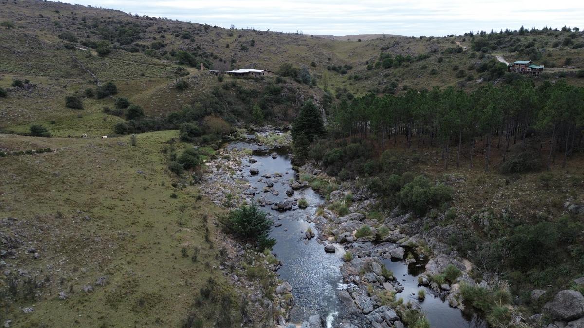 Casa de Campo con Bajada Privada Al Rio del Medio, Paraje Loma Alta 2