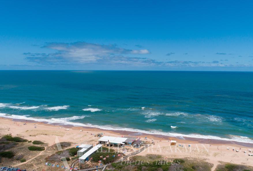Foto de Departamento en Venta en Playa Brava, Punta del Este, Punta del Este /, imagen 2