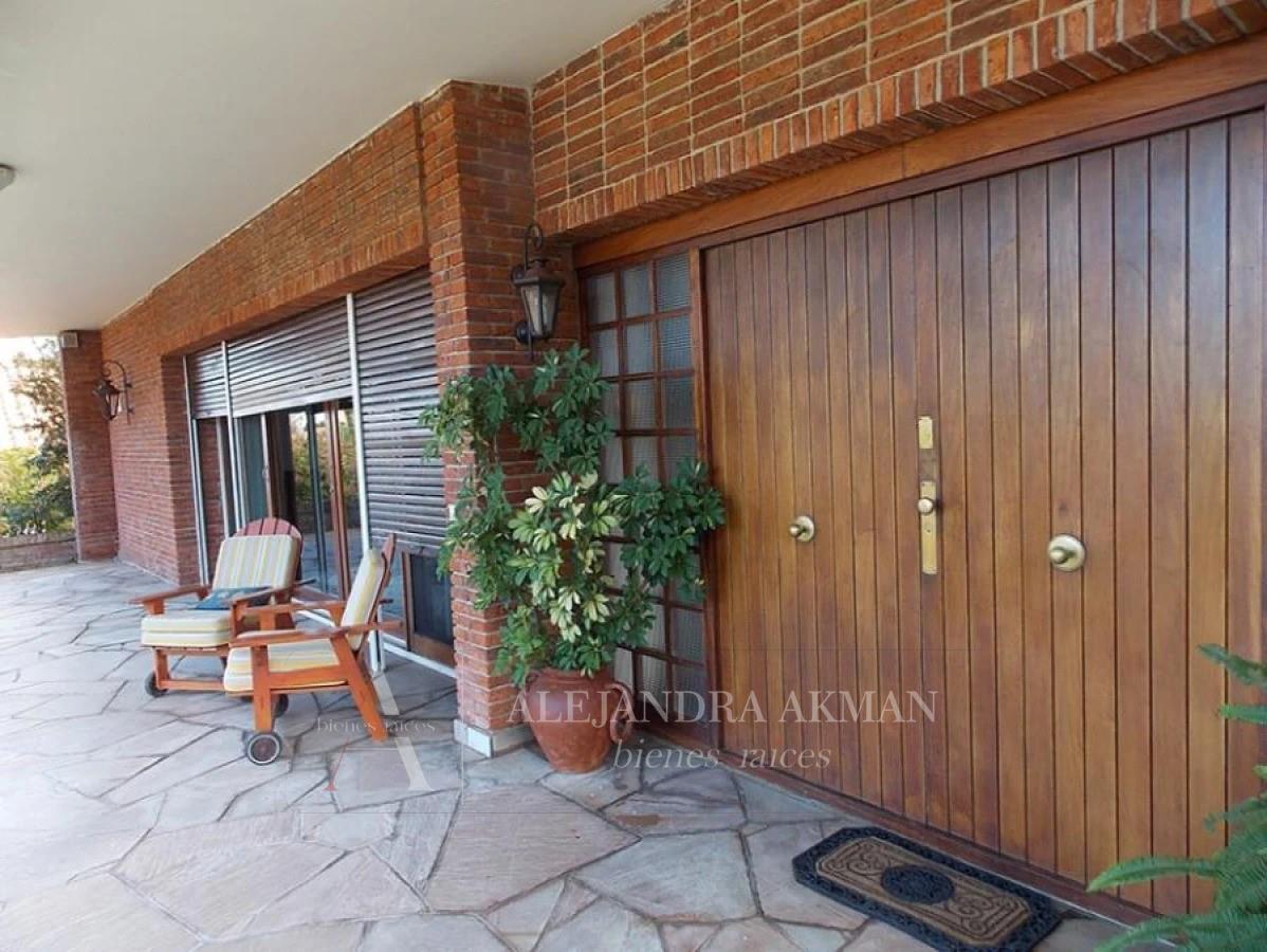 Foto de Casa Chalet en Venta en Playa Mansa, Punta del Este, Punta del Este /, imagen 4