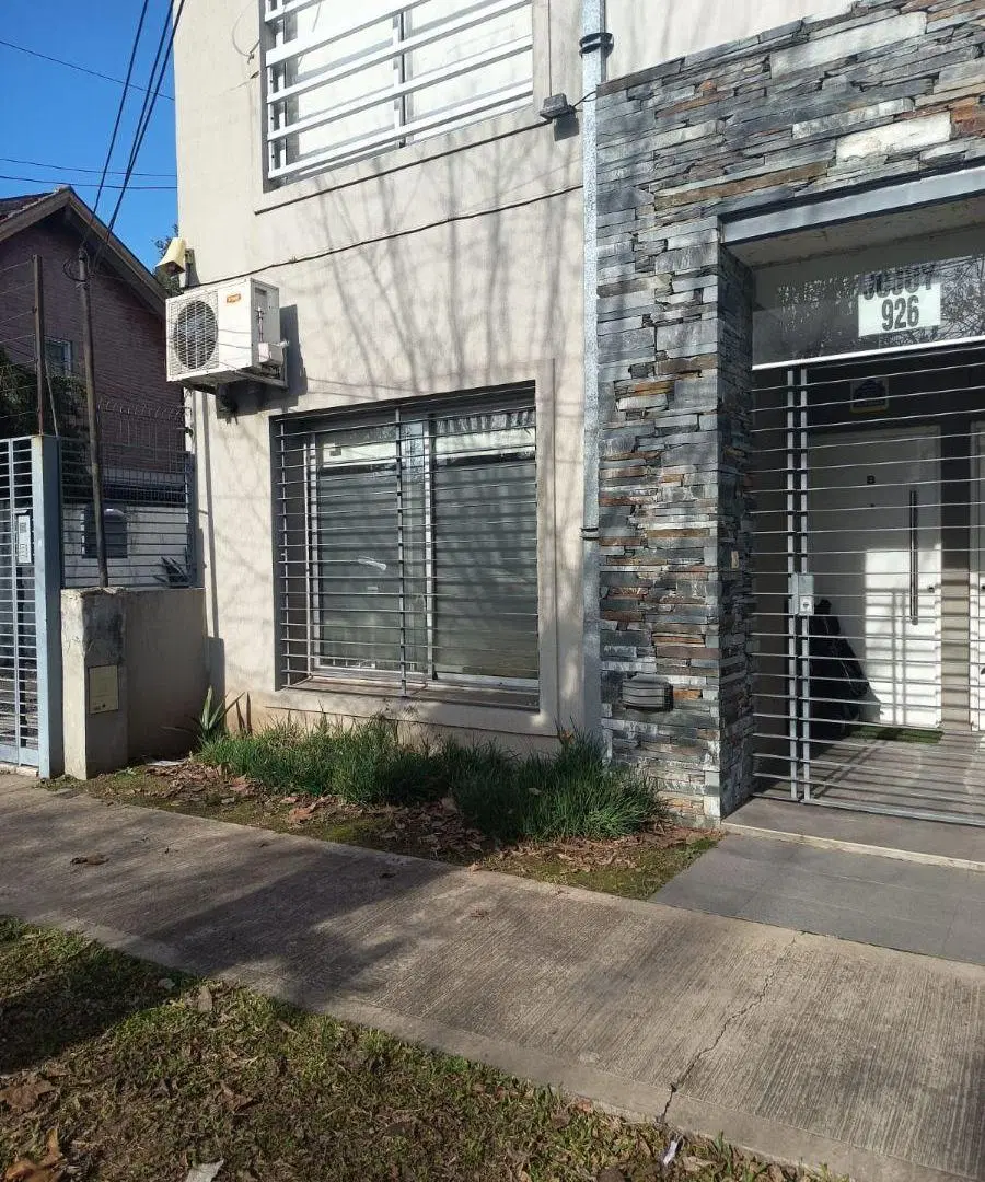 DEPARTAMENTO EN PLANTA BAJA 4