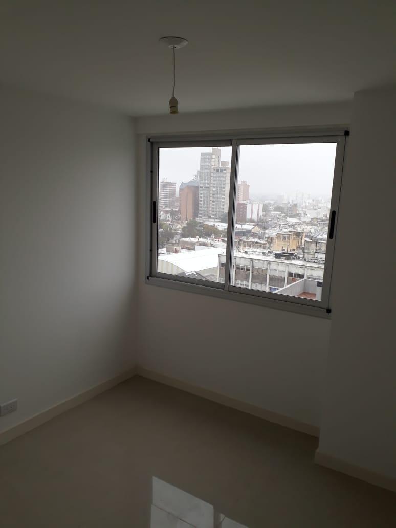 En Venta 2 Dorm. Excelente Ubicacion 3