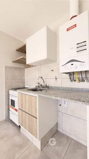 En Venta Dpto. 2 Dorm. Bucare Center. 5