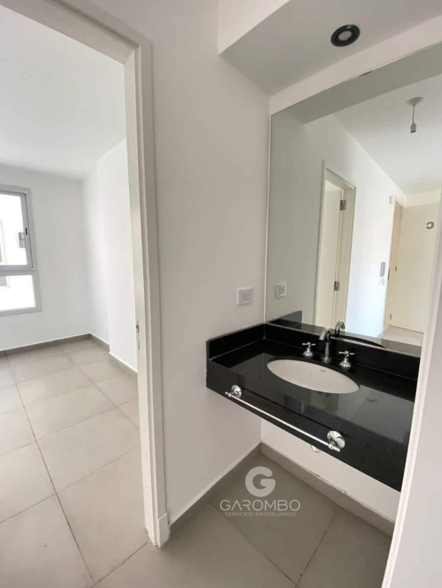 En Venta Departamento en Edificio Mafalda V 4