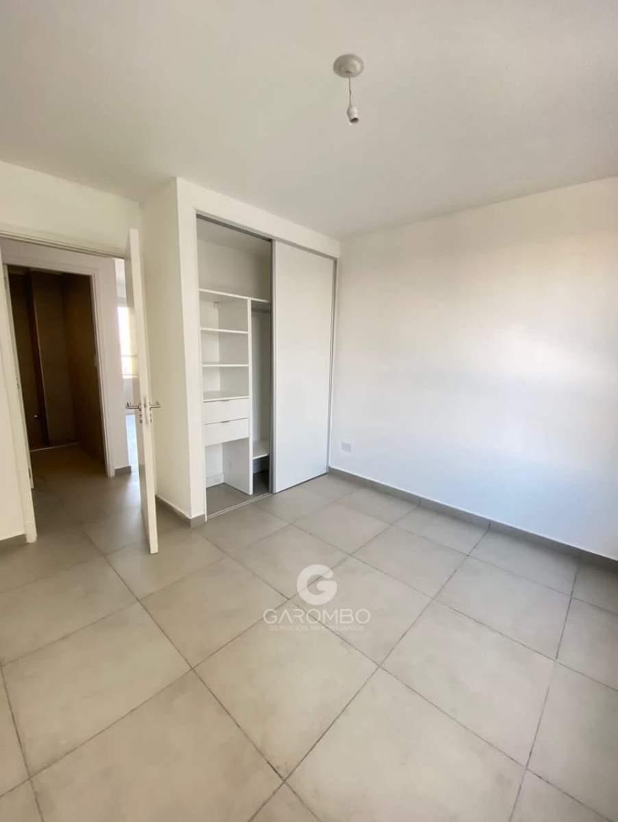 En Venta Departamento en Edificio Mafalda V 3