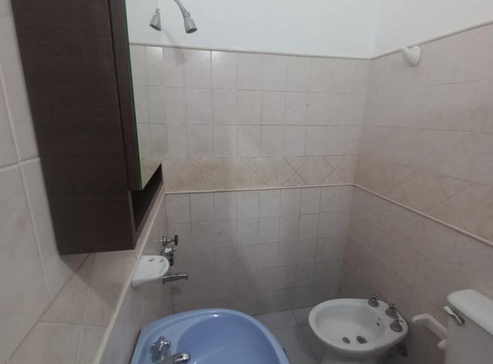 ALQUILO CASA ZONA CENTRICA ALTA GRACIA 2