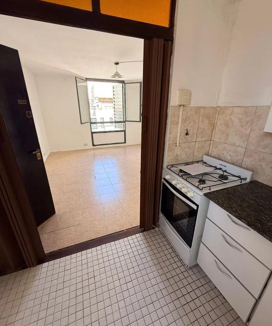 Departamento de dos dormitorios - Barrio Centro 5