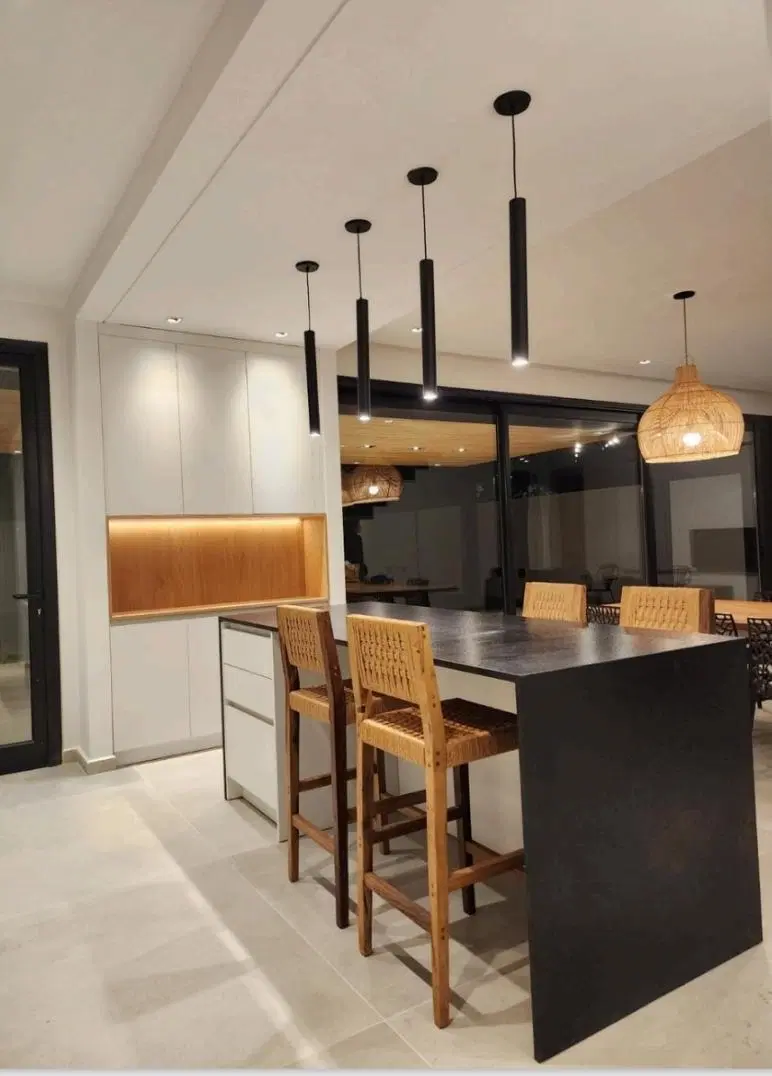 Se Vende Casa 3 Dormitorios en Distrito Sur 5