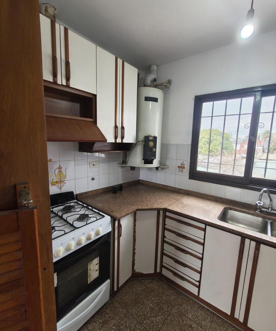 Foto de Depto planta alta calle Tristan Narvaja, imagen 5