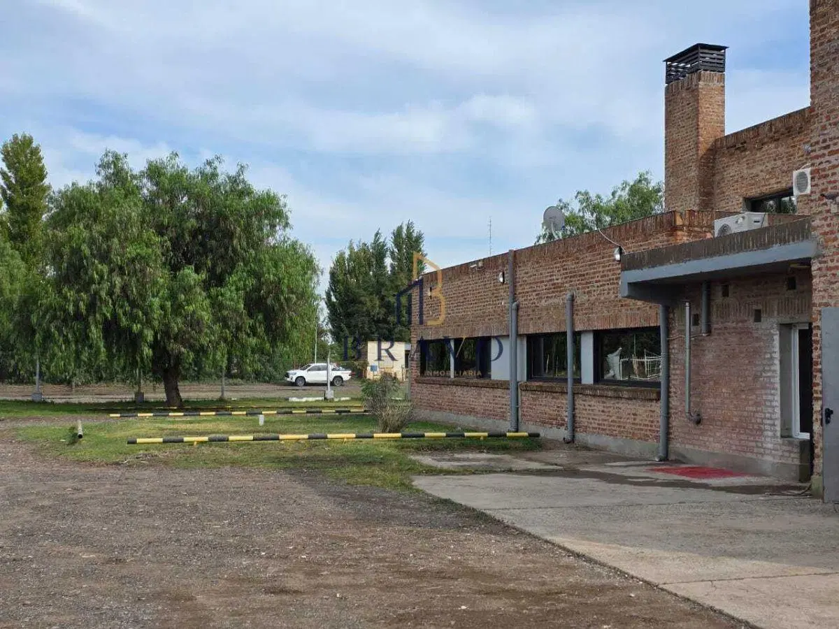 VENTA BASE OPERATIVA, 2 HECTAREAS, PARQUE INDUSTRIAL CATRIEL, RIO NEGRO. 4