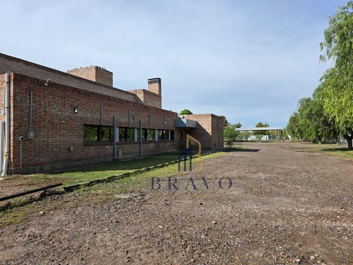 VENTA BASE OPERATIVA, 2 HECTAREAS, PARQUE INDUSTRIAL CATRIEL, RIO NEGRO. 2
