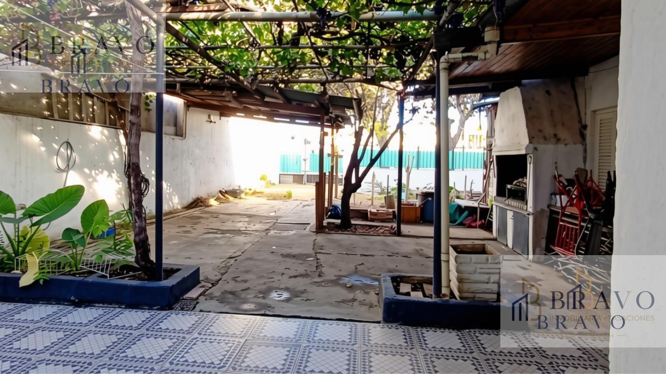 Foto de VENTA CASA 3 DORMITORIOS, AREA CENTRO SUR, NEUQUEN. TERRENO APTO, imagen 2