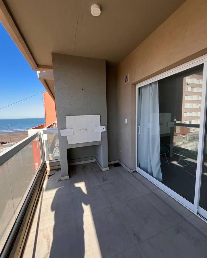 Venta Semipiso a m del Mar, Balcón con Parrilla, Cochera. Hermoso! 2