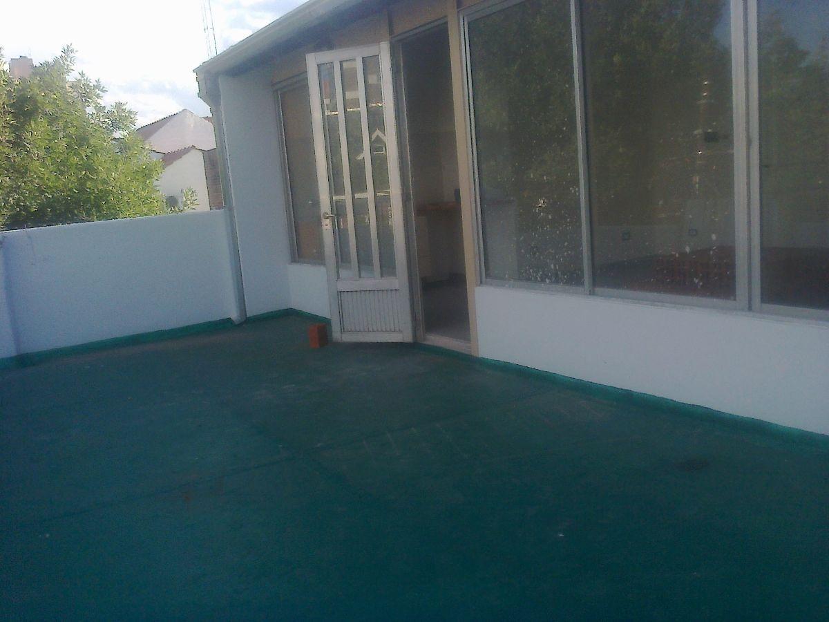 Foto de Alquiler Moron Sur PH Sin Expensas - Monoambiente - Patio Terraza, imagen 3