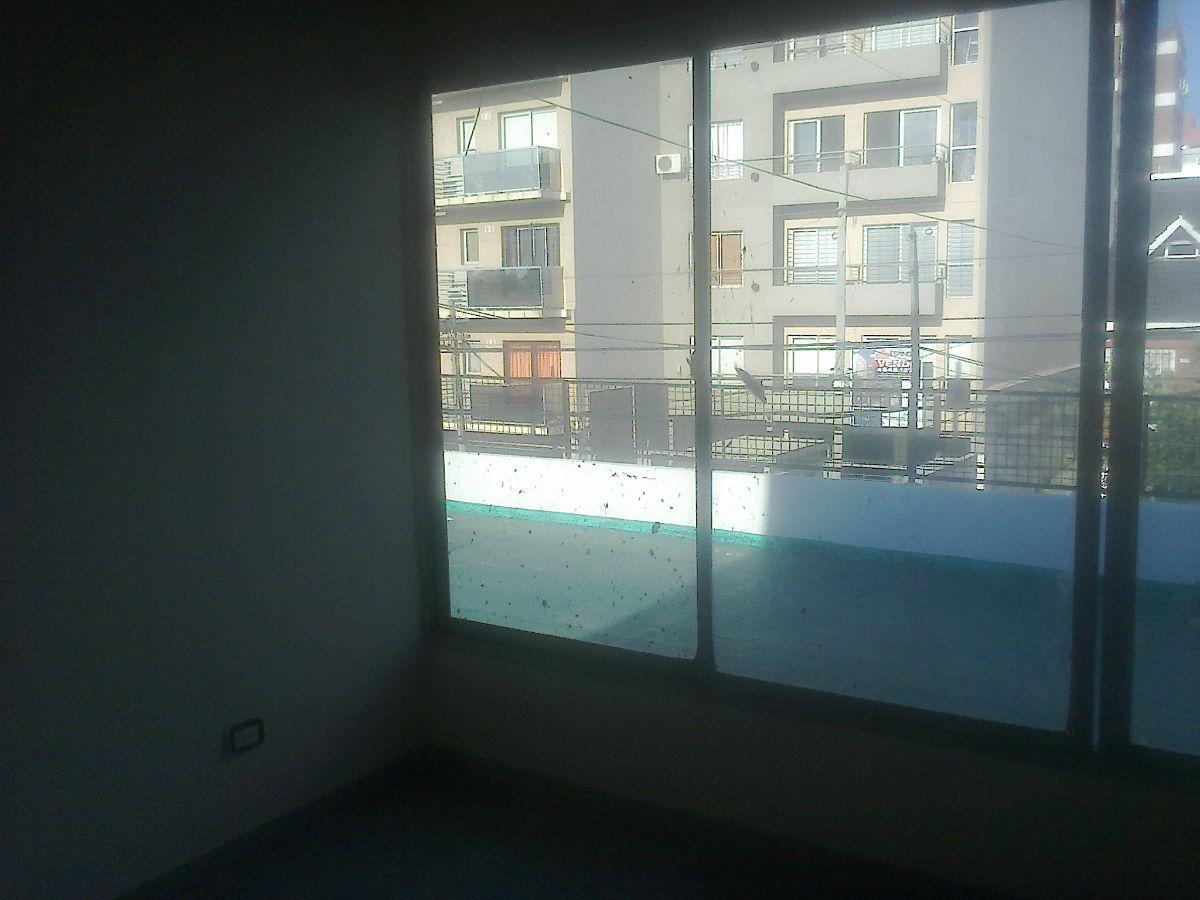 Foto de Alquiler Moron Sur PH Sin Expensas - Monoambiente - Patio Terraza, imagen 2